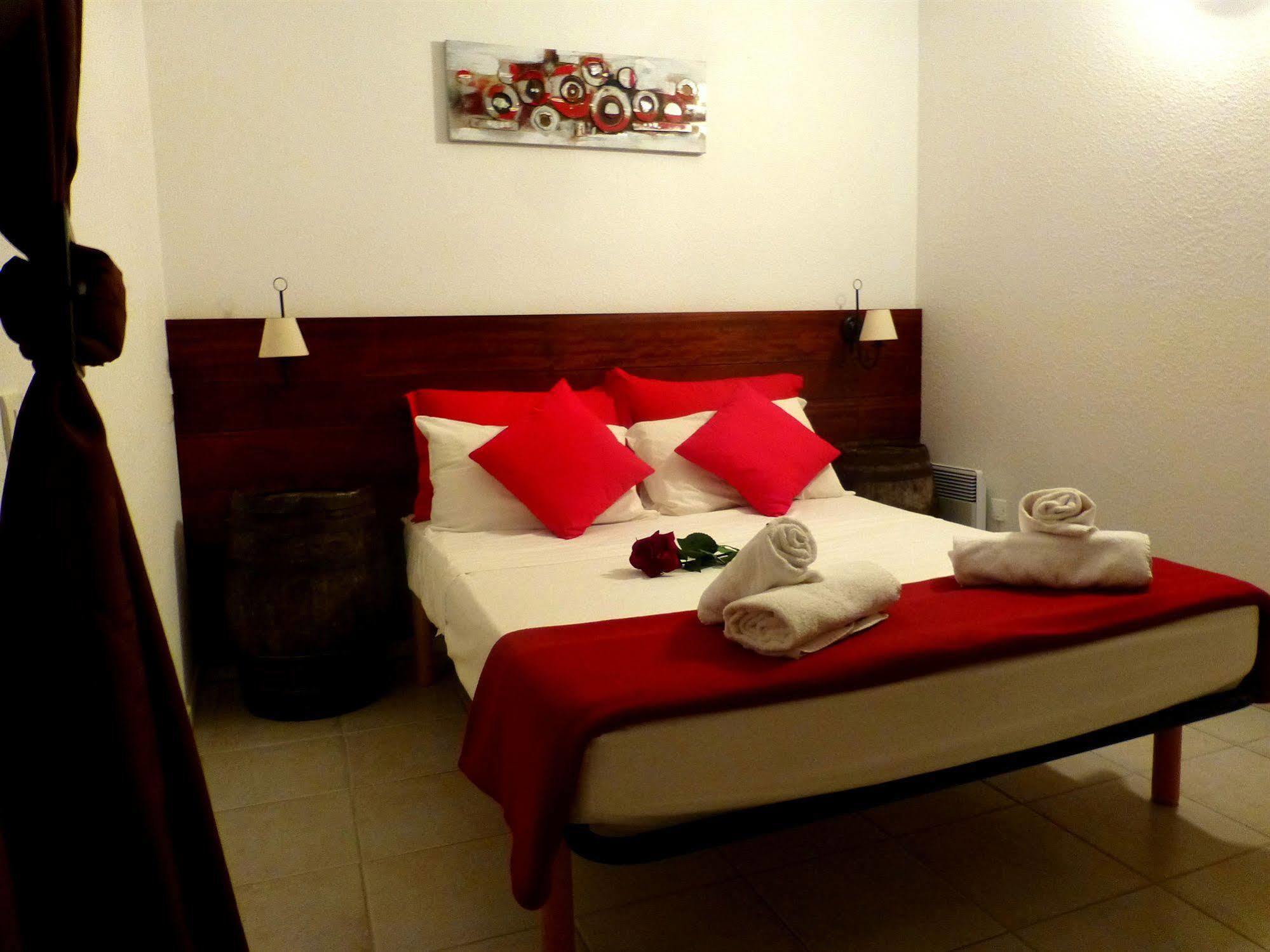 Mont Bouquet Lodge-Residence Hoteliere Brouzet-les-Ales Екстер'єр фото